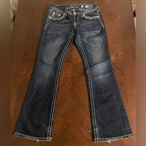 Miss Me jeans- sizes 25-28, & 30 - Picture 9 of 14